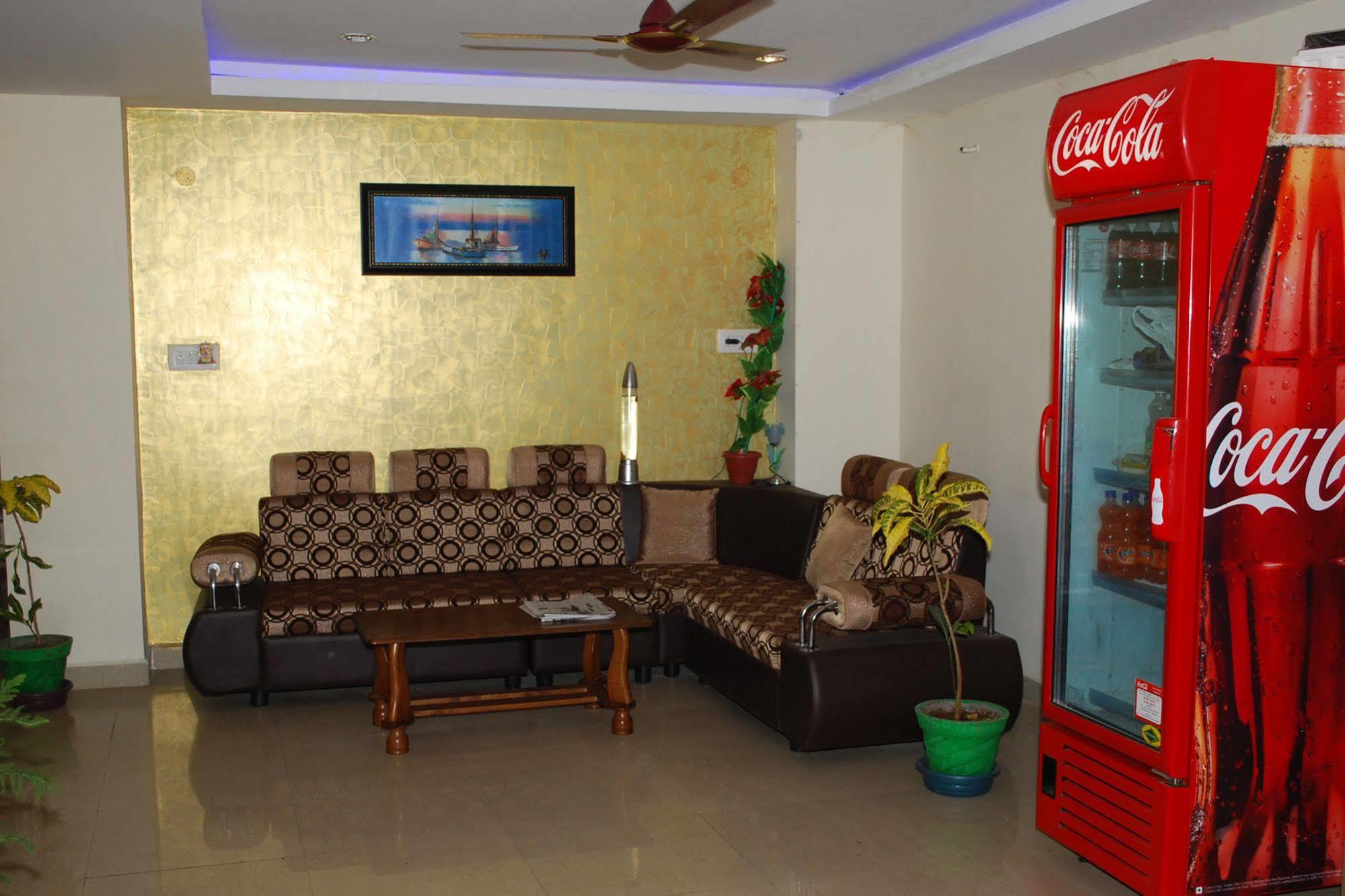 Kek Accommodation Chennai Dış mekan fotoğraf